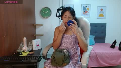 VITTORIA  online show from January 2025 10:51:01 AM