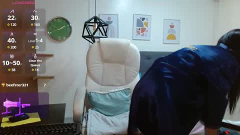 VITTORIA  online show from January 2025 01:10:01 PM