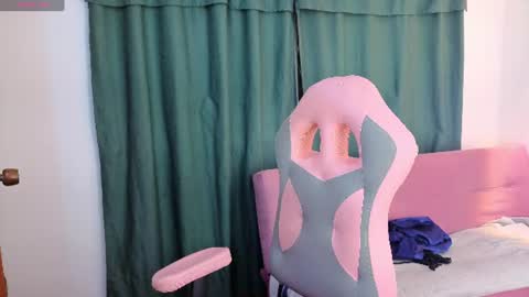 Snapshot of vittoria_lombardi07 chatting on June 2026 07:09:02 AM VITTORIA online show from June 2026 07:09:02 AM