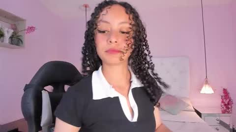 Vivi online show from February 2026 03:32:01 AM