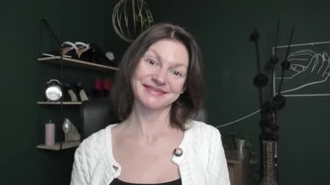 Snapshot of vivian_dream chatting on October 2025 07:07:02 AM Vivian online show from October 2025 07:07:02 AM