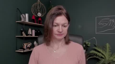 Snapshot of vivian_dream chatting on December 2025 06:41:01 AM Vivian online show from December 2025 06:41:01 AM