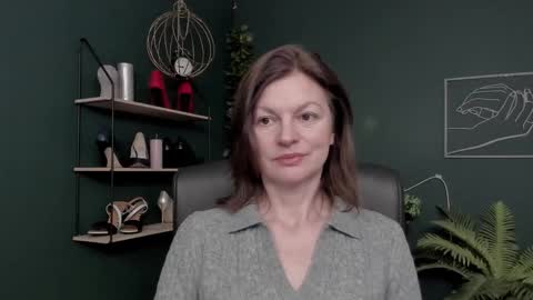 Snapshot of vivian_dream chatting on December 2025 07:05:01 AM Vivian online show from December 2025 07:05:01 AM