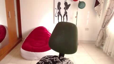 vivian_milf_paint online show from November 2025 12:03:01 PM