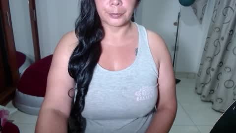 vivian_milf_paint online show from February 2026 12:22:02 AM