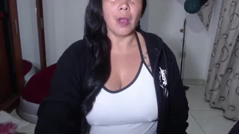 vivian_milf_paint online show from February 2026 02:10:01 AM