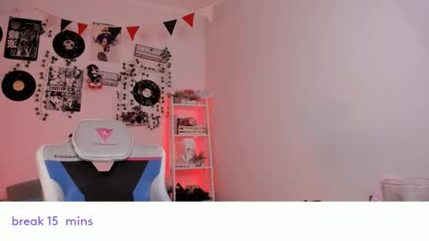 vivian_qwerty online show from February 2025 07:17:02 AM