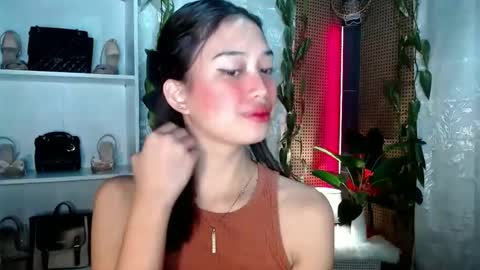 Snapshot of vivian_roberts chatting on January 2025 07:16:02 PM Vivian online show from January 2025 07:16:02 PM