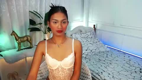 Snapshot of vivian_roberts chatting on March 2025 12:54:02 AM Vivian online show from March 2025 12:54:02 AM