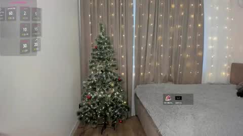 Snapshot of viviannayt chatting on December 2025 12:20:01 PM viviannayt online show from December 2025 12:20:01 PM