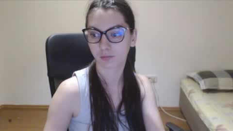 Vivian Gray online show from March 2025 12:37:02 AM