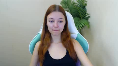 Vivien online show from December 2024 12:19:02 PM