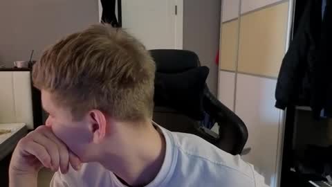 Nikita online show from February 2026 11:59:01 AM