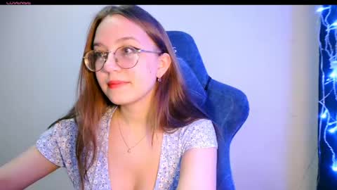 Snapshot of vivivivikkie chatting on May 2026 09:23:01 PM vivivivikkie online show from May 2026 09:23:01 PM