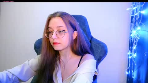 Snapshot of vivivivikkie chatting on June 2026 09:26:01 PM vivivivikkie online show from June 2026 09:26:01 PM