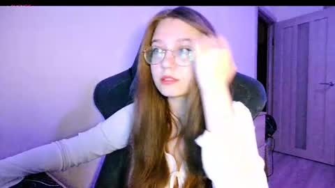 vivivivikkie online show from July 2026 10:01:02 PM