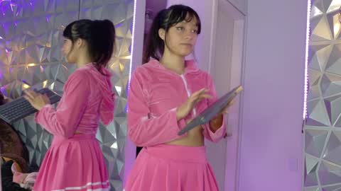 Vixen  online show from April 2026 11:22:02 AM