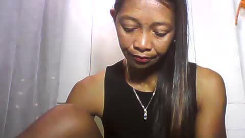Snapshot of vixen_lina chatting on July 2026 11:17:02 AM vixen_lina online show from July 2026 11:17:02 AM