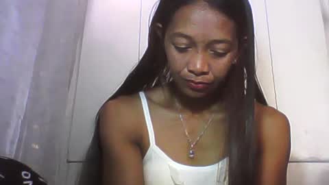 Snapshot of vixen_lina chatting on July 2026 06:58:02 AM vixen_lina online show from July 2026 06:58:02 AM