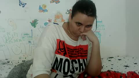 Snapshot of vixenbya chatting on February 2025 12:08:02 PM vixenbya online show from February 2025 12:08:02 PM