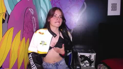 Snapshot of vixennp chatting on November 2025 03:54:01 AM Vixennp online show from November 2025 03:54:01 AM