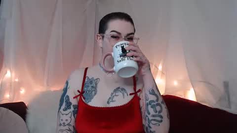 Snapshot of vixinvvitch chatting on December 2024 04:36:01 PM VIXIN online show from December 2024 04:36:01 PM