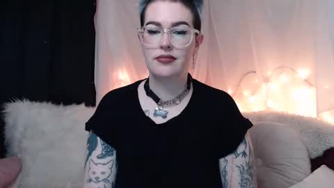 Snapshot of vixinvvitch chatting on December 2024 07:14:01 PM VIXIN online show from December 2024 07:14:01 PM