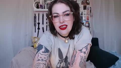 Snapshot of vixinvvitch chatting on April 2026 03:06:01 PM VIXIN online show from April 2026 03:06:01 PM