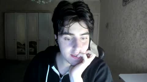 Snapshot of vlad1605 chatting on November 2025 06:39:01 PM Martin online show from November 2025 06:39:01 PM