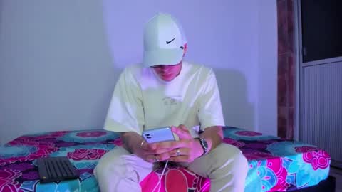 Snapshot of vlad__night chatting on February 2026 11:48:01 AM Vlad online show from February 2026 11:48:01 AM