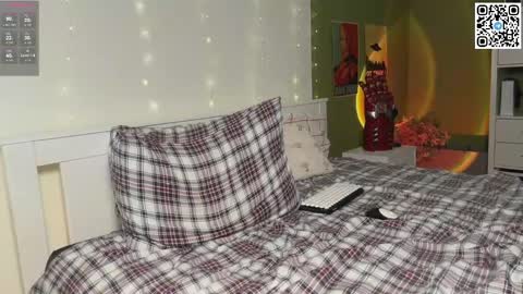 Snapshot of vlad_ggvldd chatting on March 2025 04:51:02 PM Vlad Dinovich online show from March 2025 04:51:02 PM