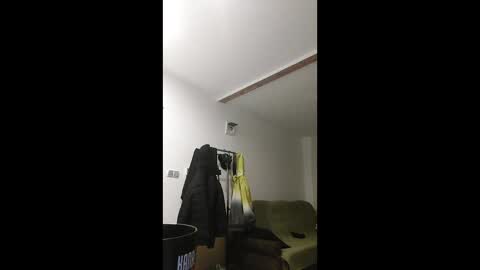 vladumyr online show from December 2025 06:36:02 PM