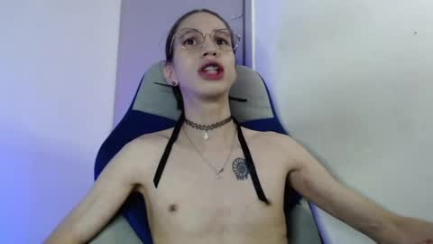 vodkadelulo online show from June 2026 02:45:01 PM