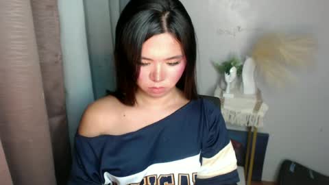 Snapshot of voganmarie chatting on June 2026 01:41:02 AM voganmarie online show from June 2026 01:41:02 AM
