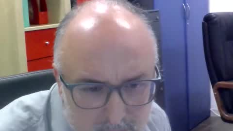 Snapshot of volpi72 chatting on October 2025 11:33:02 AM volpi72 online show from October 2025 11:33:02 AM