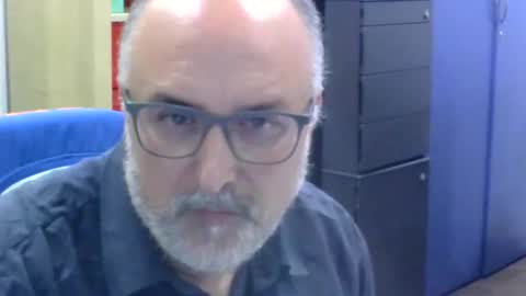 Snapshot of volpi72 chatting on November 2025 07:03:01 PM volpi72 online show from November 2025 07:03:01 PM