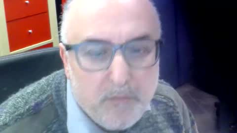 volpi72 online show from January 2026 06:24:01 PM