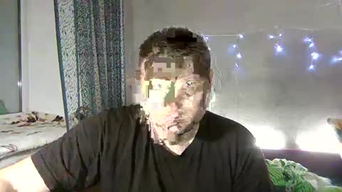 Snapshot of volshebnik_130 chatting on January 2025 03:32:02 PM Volshebnik1302 online show from January 2025 03:32:02 PM