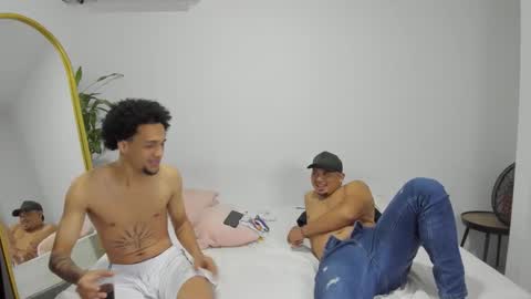 Snapshot of volt_boy57 chatting on November 2025 05:40:01 AM volt_boy57 online show from November 2025 05:40:01 AM