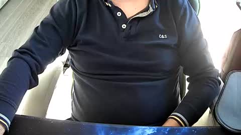 Snapshot of vonele chatting on November 2025 02:07:01 PM Vonn online show from November 2025 02:07:01 PM