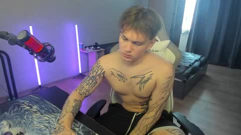 Snapshot of vova_belkin_ chatting on April 2026 10:13:02 AM vova online show from April 2026 10:13:02 AM