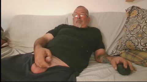 Snapshot of vuda77 chatting on November 2025 07:35:01 PM oscar online show from November 2025 07:35:01 PM