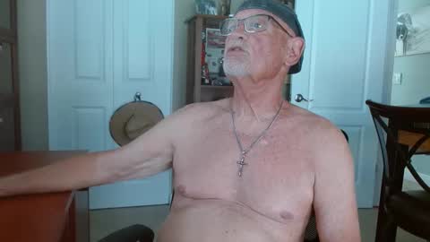 Snapshot of vueuorme chatting on May 2026 08:47:01 PM Vueuorme online show from May 2026 08:47:01 PM