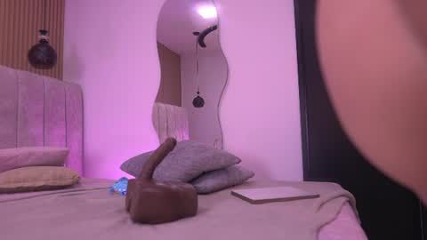 Violeta online show from July 2026 03:11:02 AM