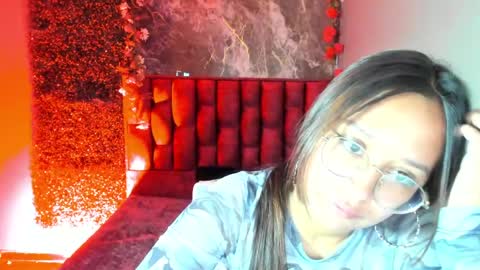 VYKY online show from May 2026 03:09:02 PM