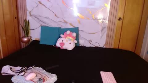 kitty SUPORT ME AND MY BABY SINGLE MOMY online show from March 2026 10:33:01 PM