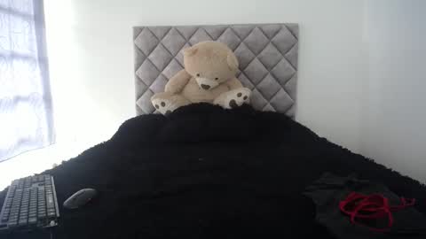 Snapshot of wade_wil chatting on February 2025 03:30:02 PM wade and antonella online show from February 2025 03:30:02 PM