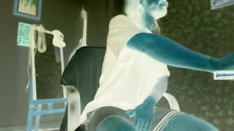 Snapshot of wake_and_bakee chatting on October 2025 06:05:01 PM John online show from October 2025 06:05:01 PM