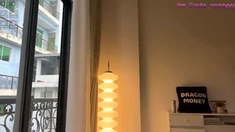 Mia online show from December 2025 01:12:02 AM