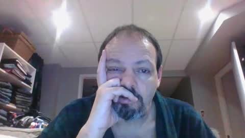 Snapshot of walker033 chatting on February 2025 06:09:01 AM walker033 online show from February 2025 06:09:01 AM